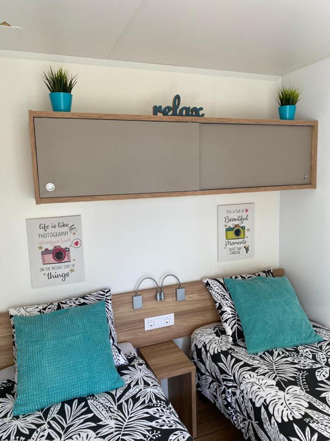 Mobile Home Biondina Camp Porton Nature Hideouts Rovinj Exterior photo